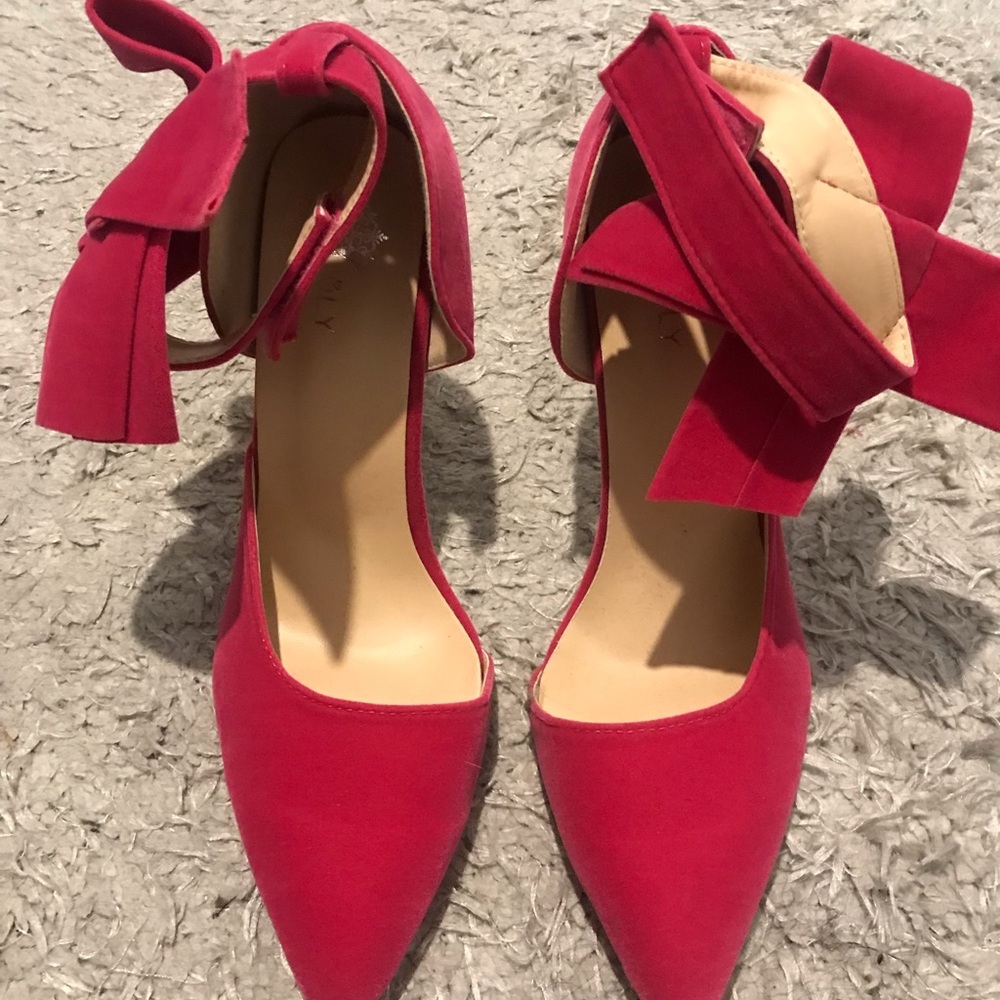 Pink Pumps with Bows
